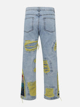 Jeans mit Blumenstickerei